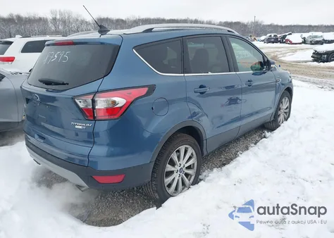2018 Ford Escape Titanium из США, поврежденный, VIN 1FMCU9J91JUB87595